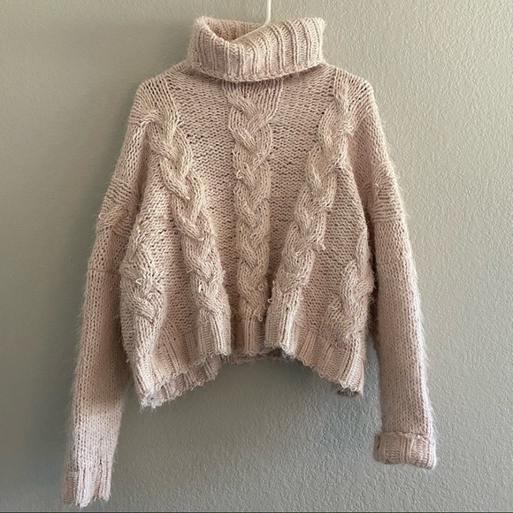 Women’s Dance & Marvel Cable Knit Light Pink Turtleneck Sweater Size S/M - Picture 1 of 7